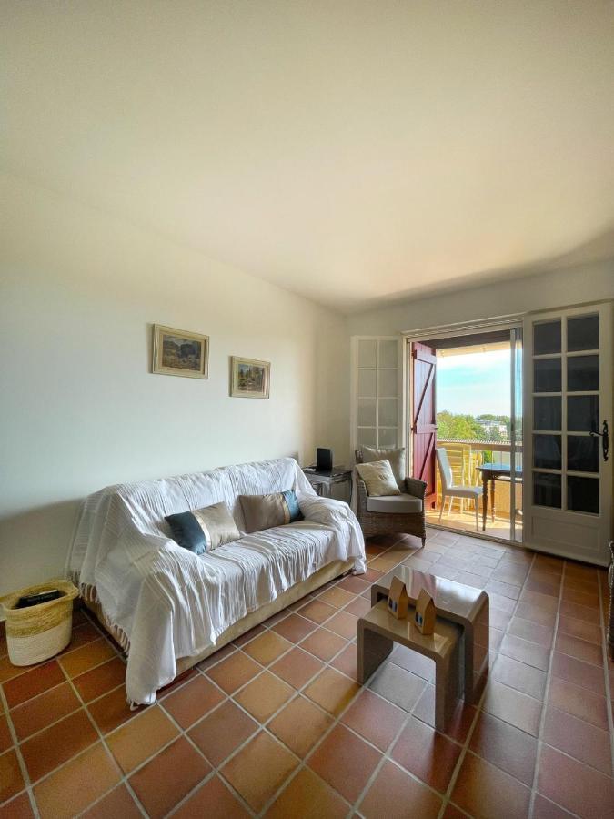 Superb Apartment With Balcony Near The Beach Saint-Raphaël Esterno foto